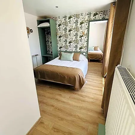 L'hemisphere Hotell 2*