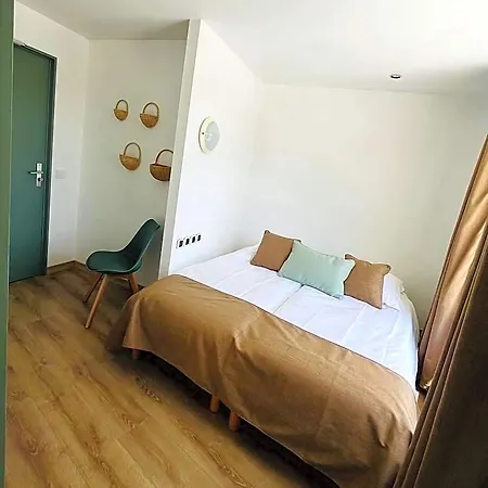 L'hemisphere Hotell 2*